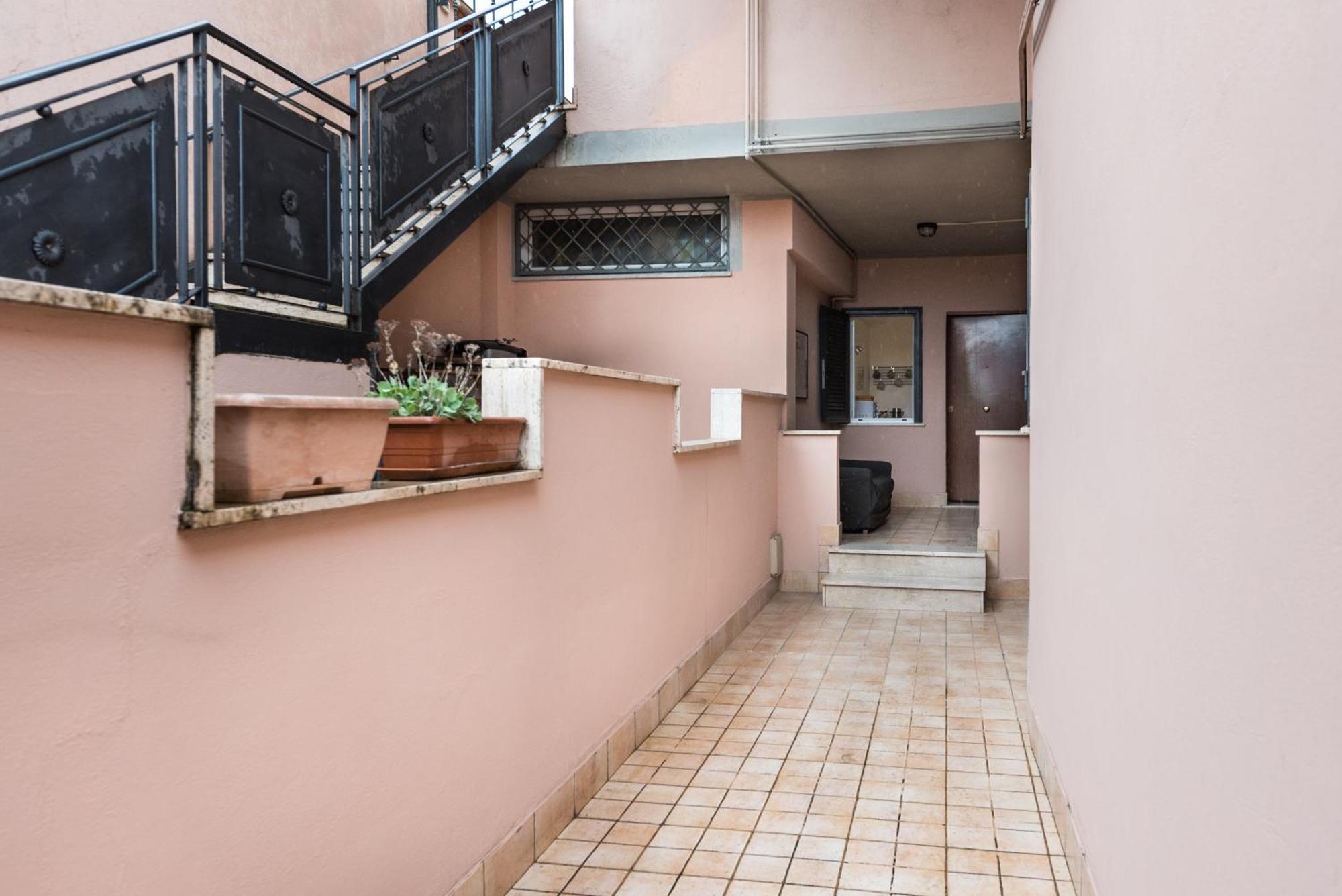 Travelershome Ciampino 170 Station Street Exteriör bild